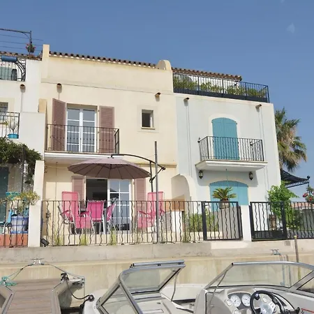 Gorgeous In With Wifi Holiday home