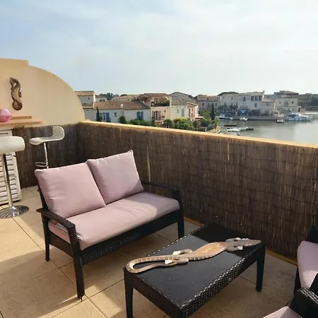 Gorgeous In With Wifi Holiday home *