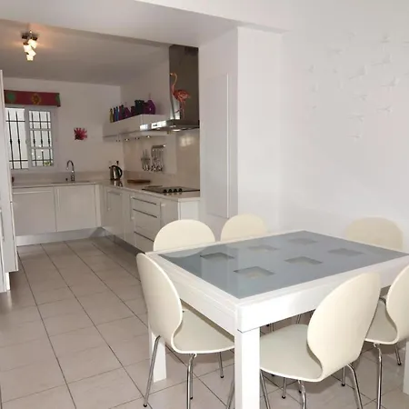 Gorgeous In With Wifi Holiday home *