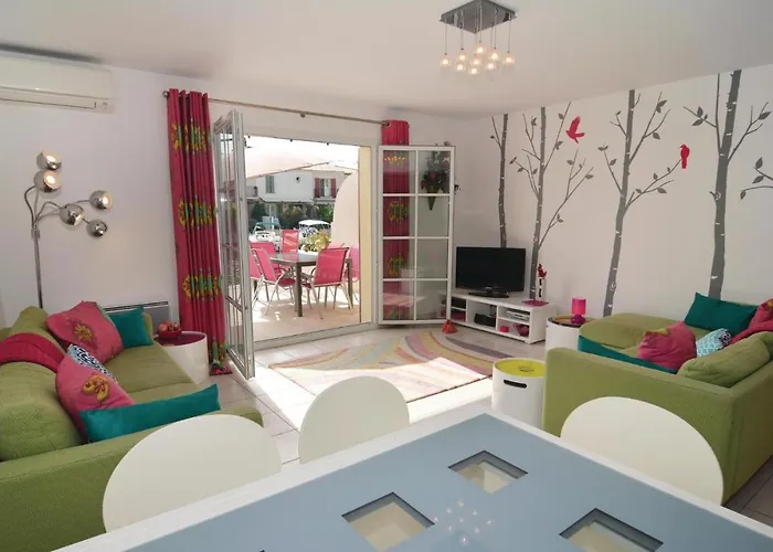3 Bedroom In Σπίτι διακοπών *