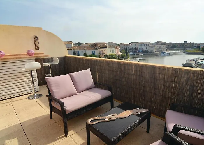 3 Bedroom In Σπίτι διακοπών *