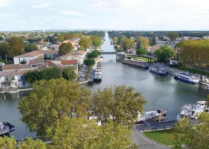 Casa vacanze 3 Bedroom In Aigues-Mortes
